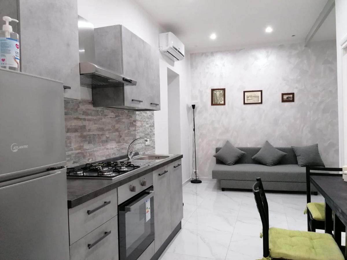 فيلا Centro Storico Casa Elegante Per Famiglia نابولي المظهر الخارجي الصورة